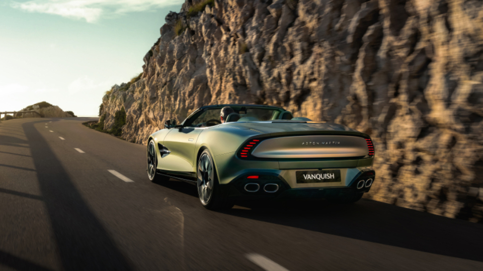 استون مارتین ونکوییش ولانته 2026